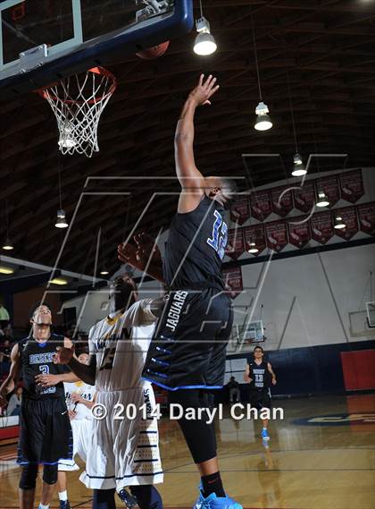Thumbnail 1 in Desert Pines vs. Millikan (#D1Bound Southern California Christmas Classic) photogallery.