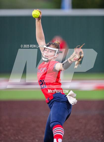 Thumbnail 1 in Mustang @ Ponca City photogallery.