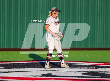 Thumbnail 3 in Mustang @ Ponca City photogallery.