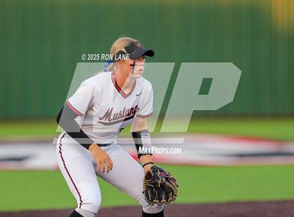 Thumbnail 1 in Mustang @ Ponca City photogallery.