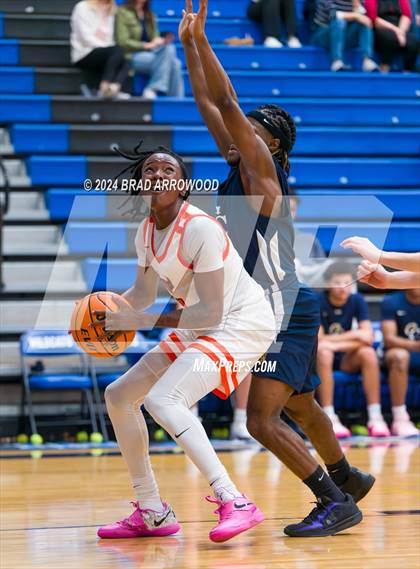 Thumbnail 2 in Carmel Christian vs. Rocky River (Phenom Lakesgiving) photogallery.