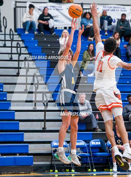 Thumbnail 1 in Carmel Christian vs. Rocky River (Phenom Lakesgiving) photogallery.