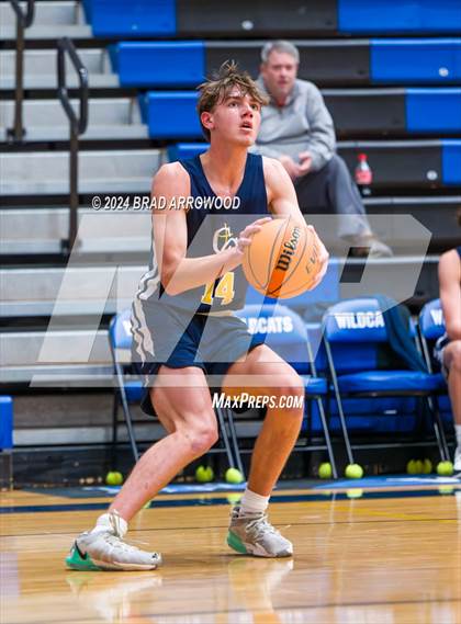 Thumbnail 1 in Carmel Christian vs. Rocky River (Phenom Lakesgiving) photogallery.