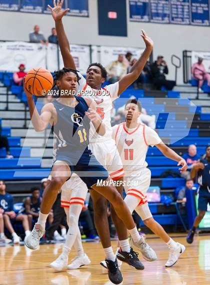 Thumbnail 2 in Carmel Christian vs. Rocky River (Phenom Lakesgiving) photogallery.