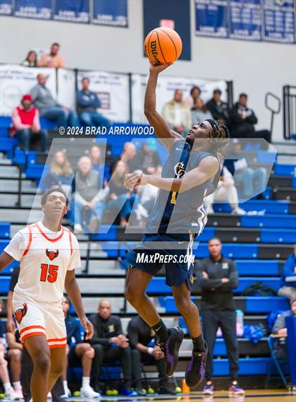 Thumbnail 2 in Carmel Christian vs. Rocky River (Phenom Lakesgiving) photogallery.
