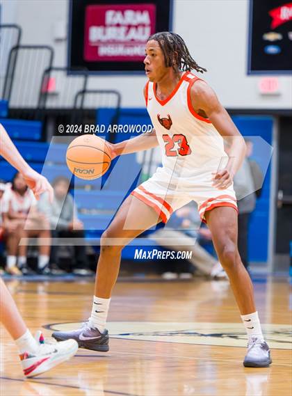 Thumbnail 2 in Carmel Christian vs. Rocky River (Phenom Lakesgiving) photogallery.