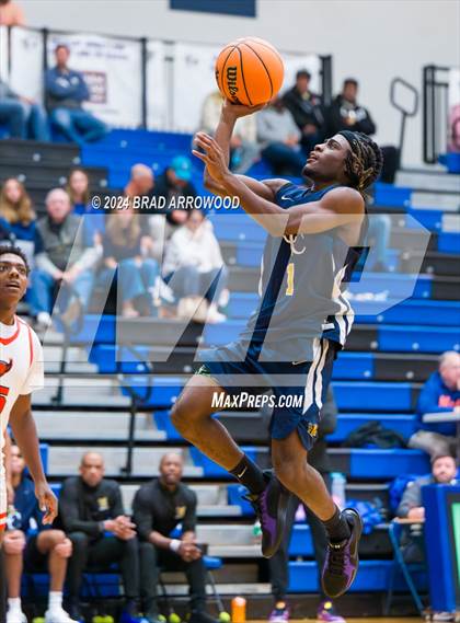 Thumbnail 1 in Carmel Christian vs. Rocky River (Phenom Lakesgiving) photogallery.