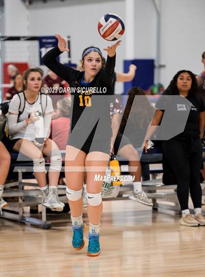 Thumbnail 2 in Oxford vs. Shorecrest (Nike Tournament of Champions) photogallery.