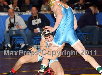 Thumbnail 2 in NYSPHSAA D1 Championships (96-140 Semifinals) photogallery.