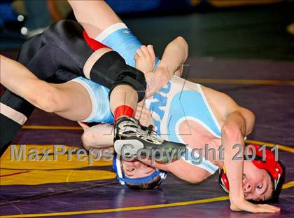 Thumbnail 1 in NYSPHSAA D1 Championships (96-140 Semifinals) photogallery.