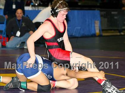Thumbnail 1 in NYSPHSAA D1 Championships (96-140 Semifinals) photogallery.