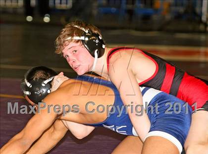 Thumbnail 1 in NYSPHSAA D1 Championships (96-140 Semifinals) photogallery.
