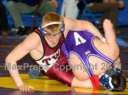 Thumbnail 2 in NYSPHSAA D1 Championships (96-140 Semifinals) photogallery.