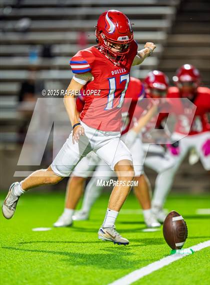 Thumbnail 3 in El Campo @ Fort Bend Dulles photogallery.