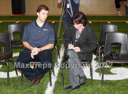 Thumbnail 3 in 2011 U.S. Air Force National Player of the Year - Jonathan Gray  photogallery.