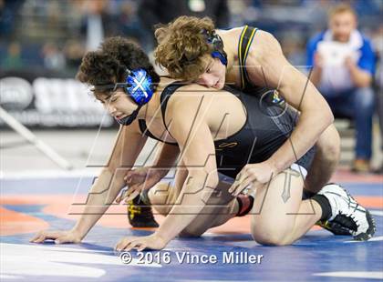 Thumbnail 1 in WIAA 3A 182 LB Championship photogallery.