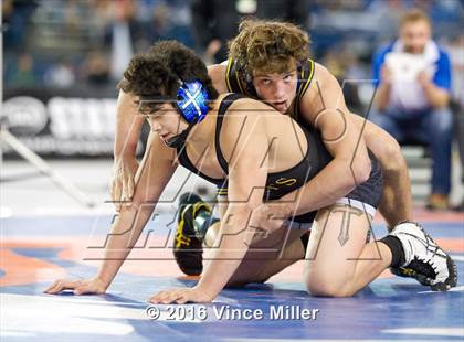 Thumbnail 3 in WIAA 3A 182 LB Championship photogallery.