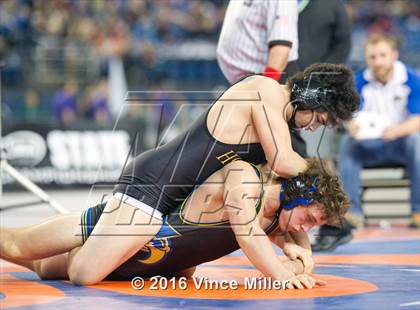 Thumbnail 1 in WIAA 3A 182 LB Championship photogallery.