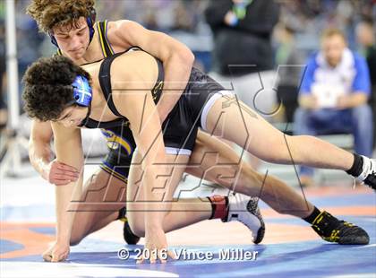 Thumbnail 2 in WIAA 3A 182 LB Championship photogallery.