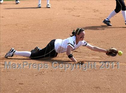 Thumbnail 3 in Calvary Chapel vs. Citrus Valley (CIF SS D6 Final) photogallery.