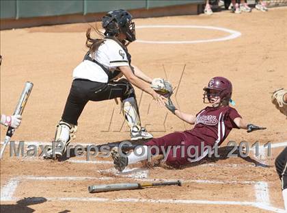 Thumbnail 3 in Calvary Chapel vs. Citrus Valley (CIF SS D6 Final) photogallery.