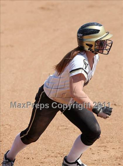 Thumbnail 2 in Calvary Chapel vs. Citrus Valley (CIF SS D6 Final) photogallery.