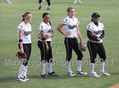 Thumbnail 3 in Calvary Chapel vs. Citrus Valley (CIF SS D6 Final) photogallery.