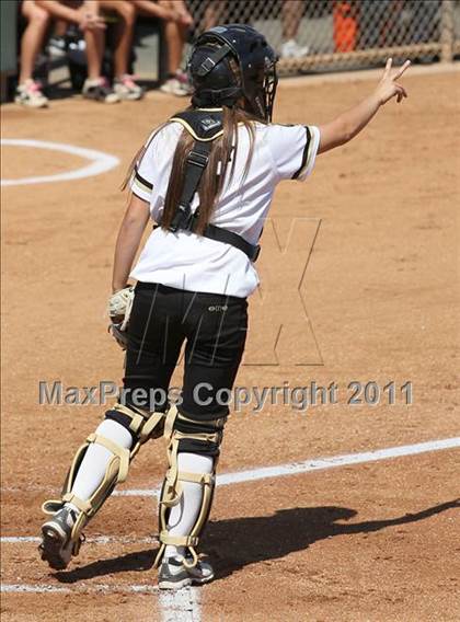 Thumbnail 2 in Calvary Chapel vs. Citrus Valley (CIF SS D6 Final) photogallery.