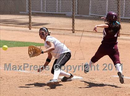 Thumbnail 3 in Calvary Chapel vs. Citrus Valley (CIF SS D6 Final) photogallery.
