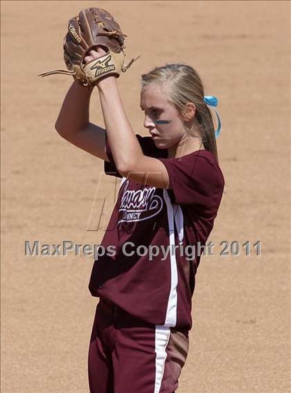 Thumbnail 3 in Calvary Chapel vs. Citrus Valley (CIF SS D6 Final) photogallery.