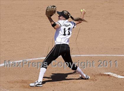 Thumbnail 3 in Calvary Chapel vs. Citrus Valley (CIF SS D6 Final) photogallery.