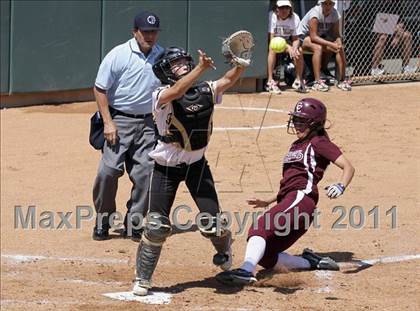 Thumbnail 2 in Calvary Chapel vs. Citrus Valley (CIF SS D6 Final) photogallery.