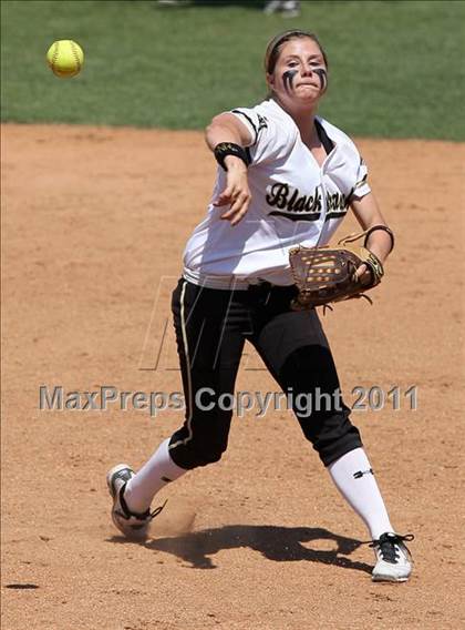 Thumbnail 2 in Calvary Chapel vs. Citrus Valley (CIF SS D6 Final) photogallery.