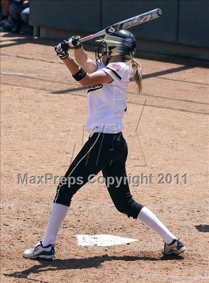 Thumbnail 3 in Calvary Chapel vs. Citrus Valley (CIF SS D6 Final) photogallery.