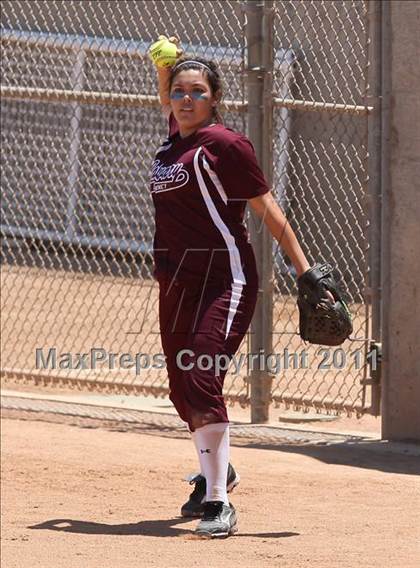 Thumbnail 1 in Calvary Chapel vs. Citrus Valley (CIF SS D6 Final) photogallery.
