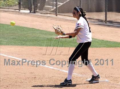 Thumbnail 2 in Calvary Chapel vs. Citrus Valley (CIF SS D6 Final) photogallery.