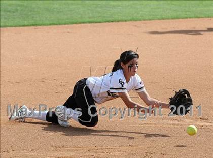 Thumbnail 2 in Calvary Chapel vs. Citrus Valley (CIF SS D6 Final) photogallery.