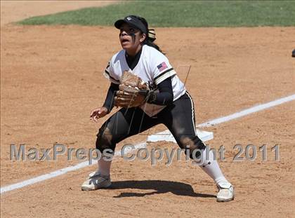 Thumbnail 2 in Calvary Chapel vs. Citrus Valley (CIF SS D6 Final) photogallery.