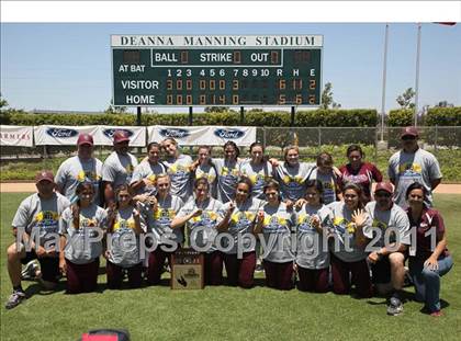 Thumbnail 3 in Calvary Chapel vs. Citrus Valley (CIF SS D6 Final) photogallery.