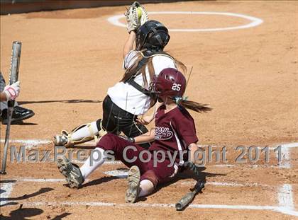 Thumbnail 3 in Calvary Chapel vs. Citrus Valley (CIF SS D6 Final) photogallery.