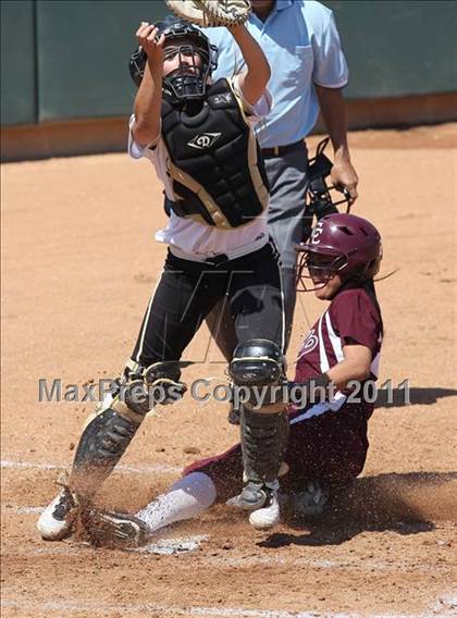 Thumbnail 1 in Calvary Chapel vs. Citrus Valley (CIF SS D6 Final) photogallery.