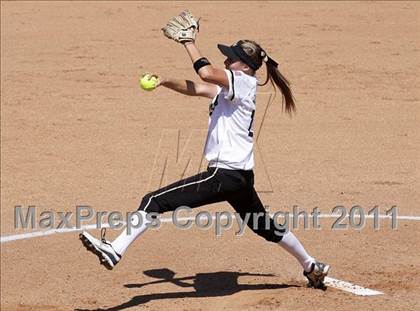 Thumbnail 2 in Calvary Chapel vs. Citrus Valley (CIF SS D6 Final) photogallery.