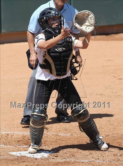 Thumbnail 3 in Calvary Chapel vs. Citrus Valley (CIF SS D6 Final) photogallery.