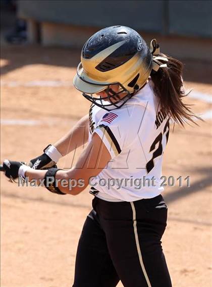 Thumbnail 2 in Calvary Chapel vs. Citrus Valley (CIF SS D6 Final) photogallery.