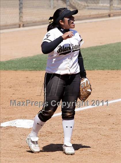 Thumbnail 2 in Calvary Chapel vs. Citrus Valley (CIF SS D6 Final) photogallery.