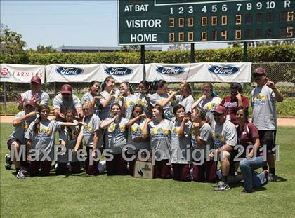 Thumbnail 3 in Calvary Chapel vs. Citrus Valley (CIF SS D6 Final) photogallery.