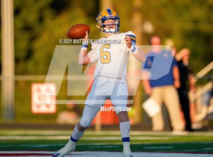 Thumbnail 2 in Gatlinburg-Pittman @ Loudon photogallery.
