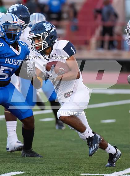 Thumbnail 1 in Lamar Consolidated @ Westbury photogallery.
