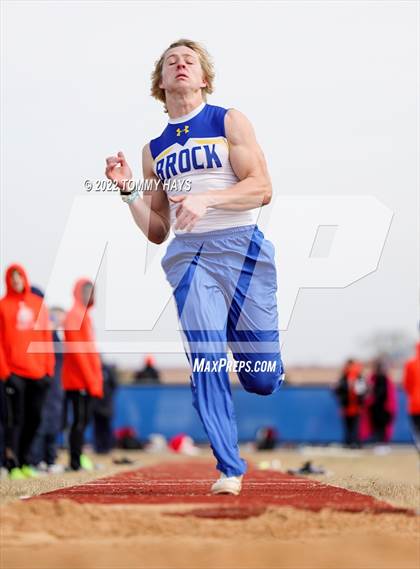 Thumbnail 2 in Brock Track Meet (Field Jumping Events) photogallery.