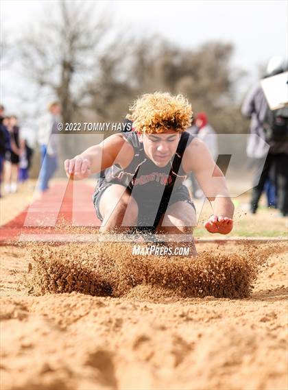 Thumbnail 2 in Brock Track Meet (Field Jumping Events) photogallery.